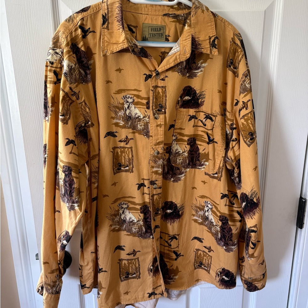 Vintage Outdoor Life Tan Golden Retriever duck hunting Print Button-Up Shirt
